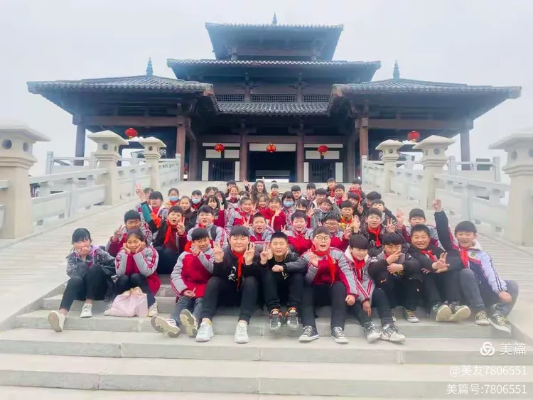 睢阳一中春来早,风景这边独好